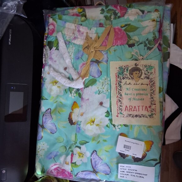 Aratta Serenity Springs Pants Teal Floral size Large NWT - Picture 6 of 6